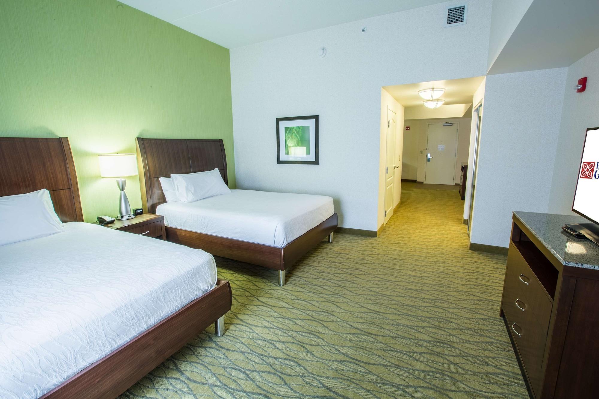 Hilton Garden Inn סטייט קולג' מראה חיצוני תמונה