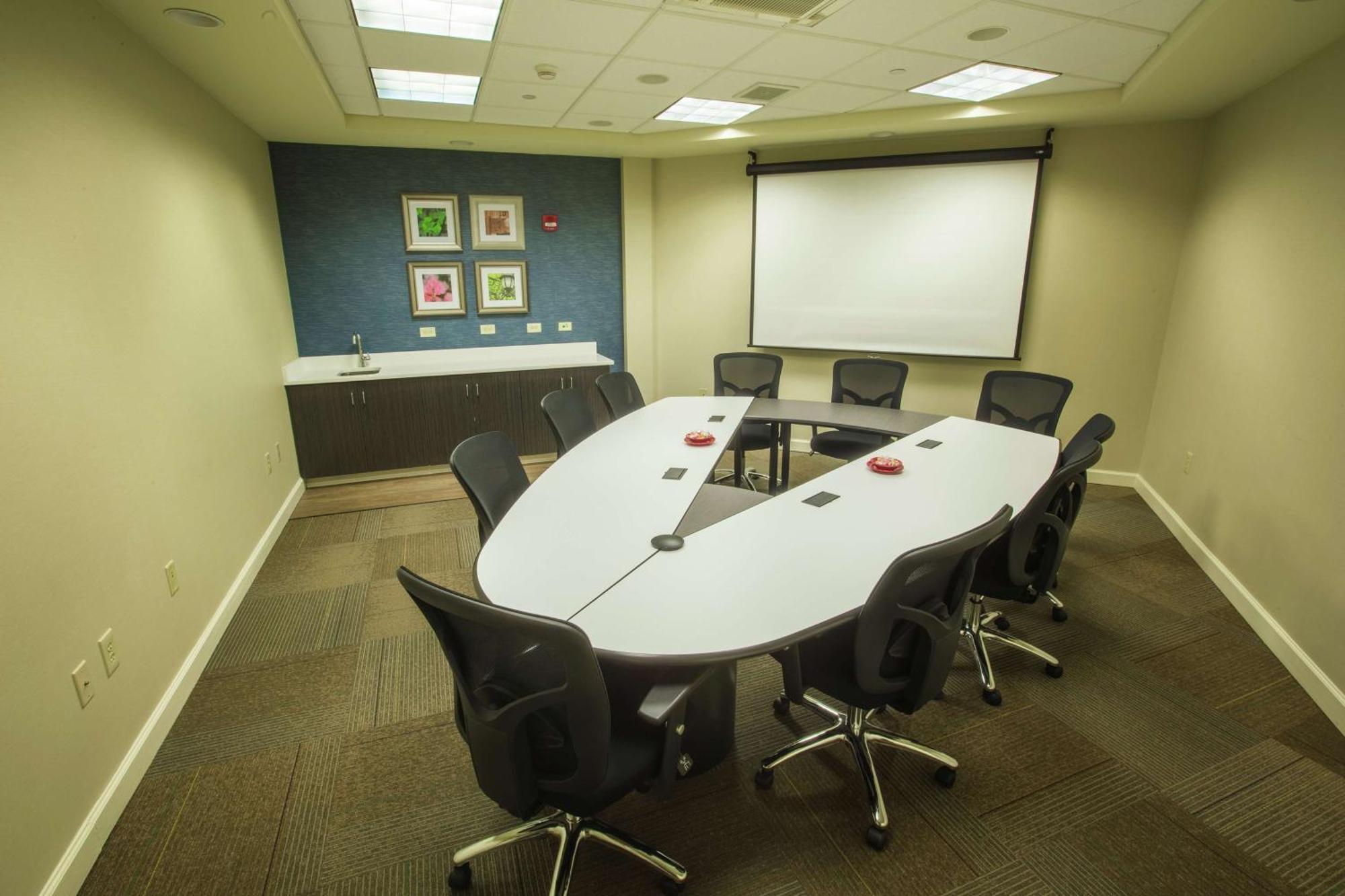 Hilton Garden Inn סטייט קולג' מראה חיצוני תמונה