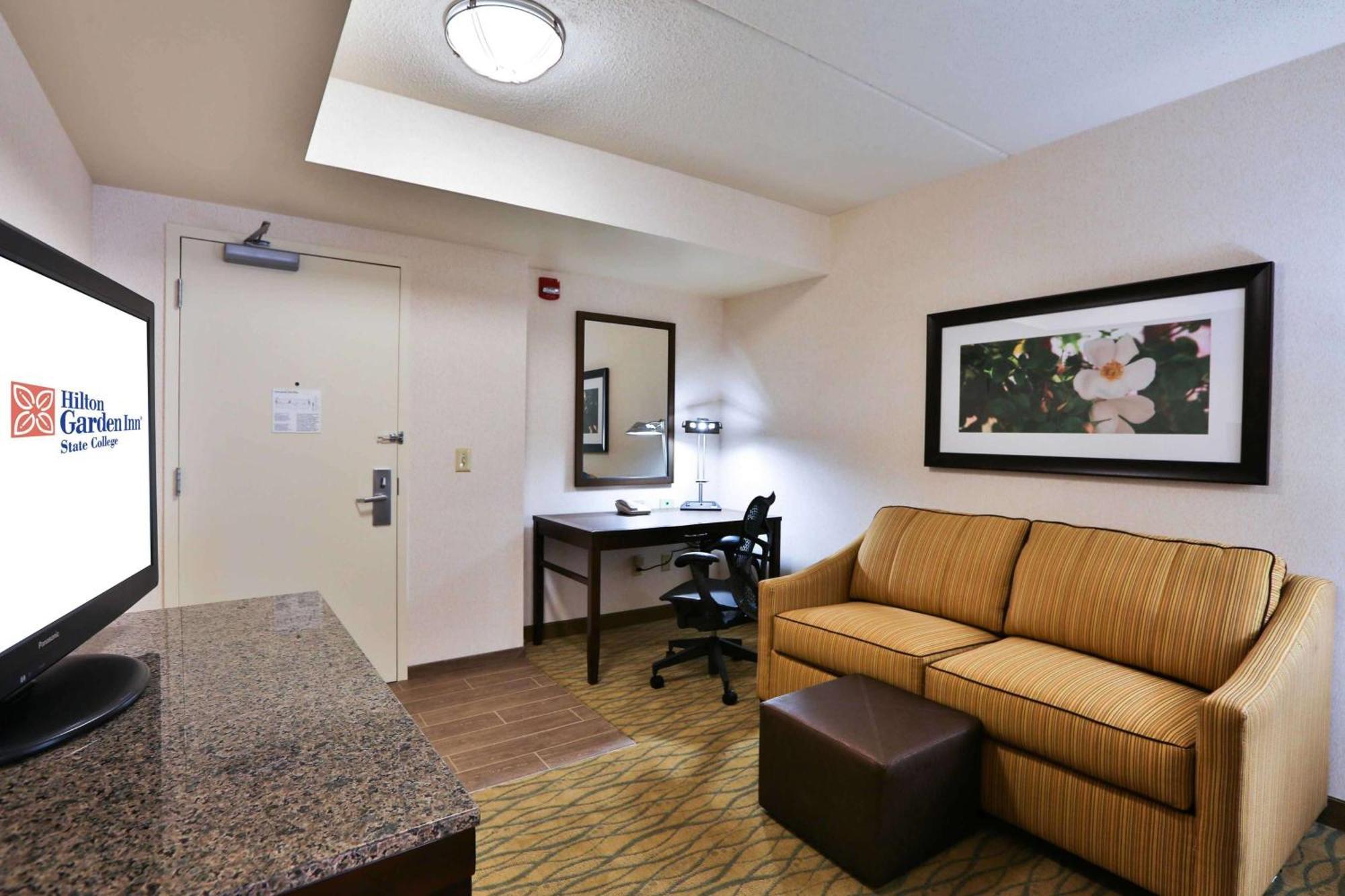 Hilton Garden Inn סטייט קולג' מראה חיצוני תמונה