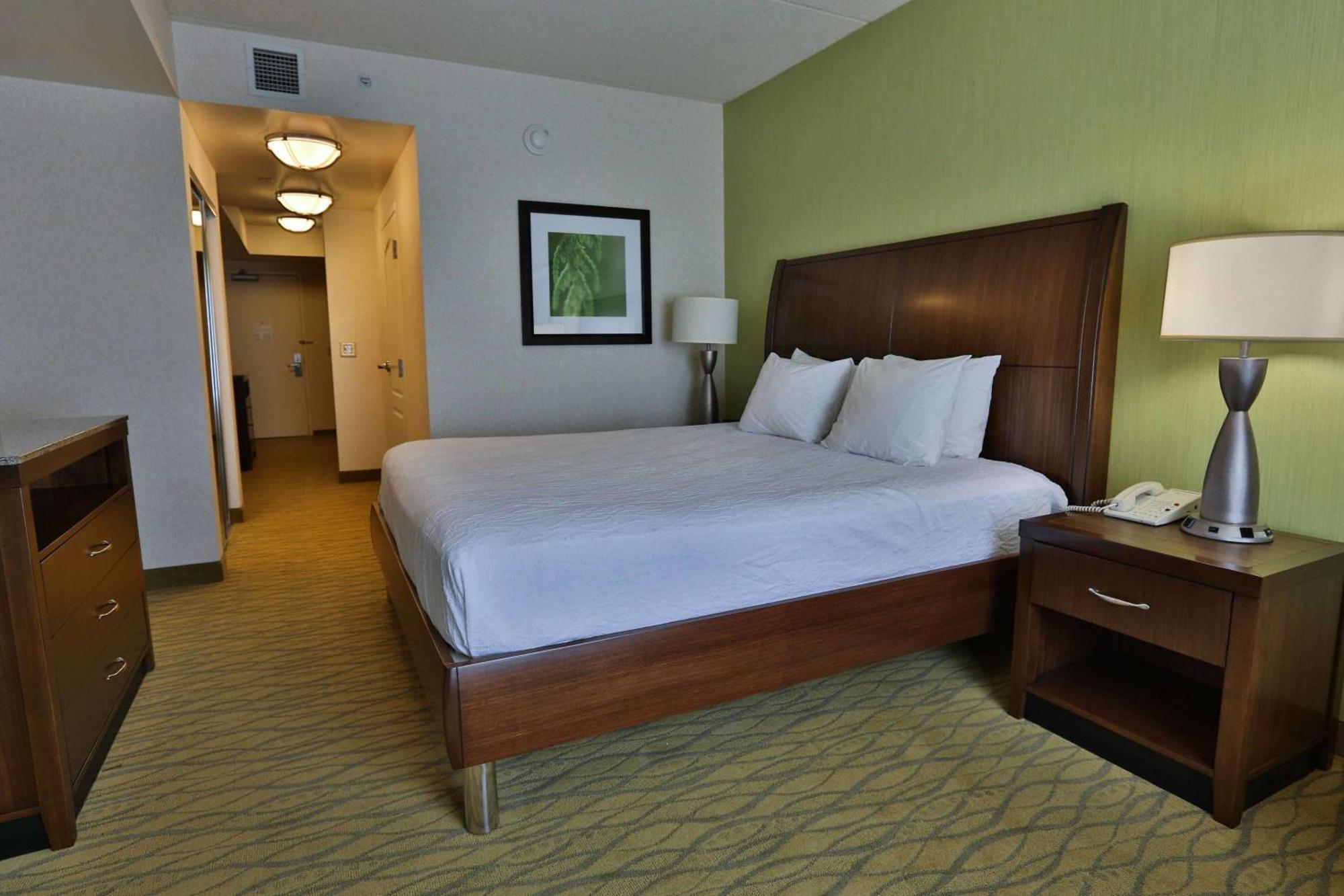 Hilton Garden Inn סטייט קולג' מראה חיצוני תמונה