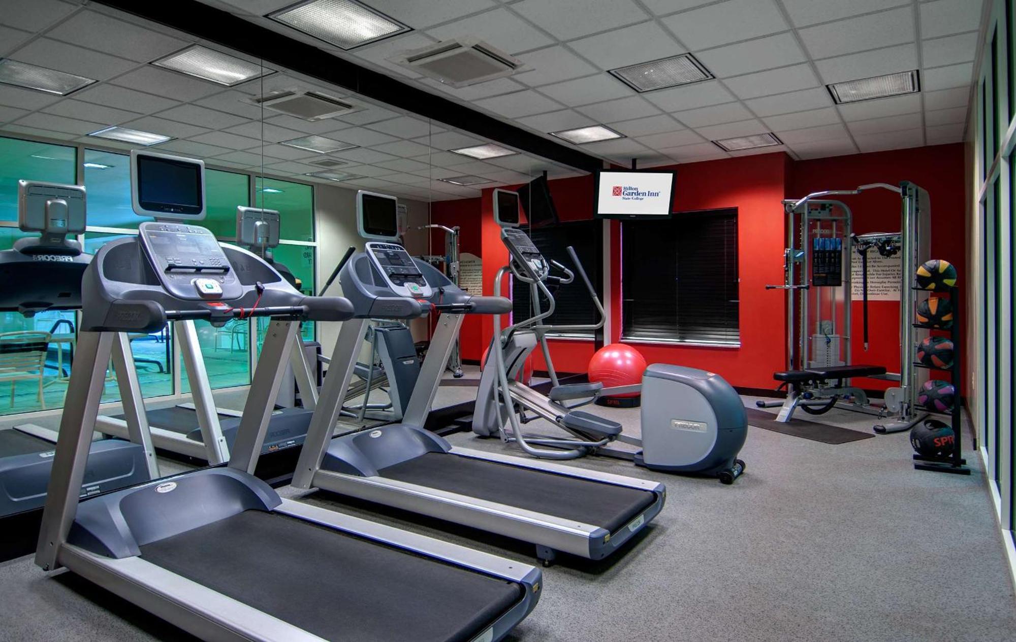 Hilton Garden Inn סטייט קולג' מראה חיצוני תמונה