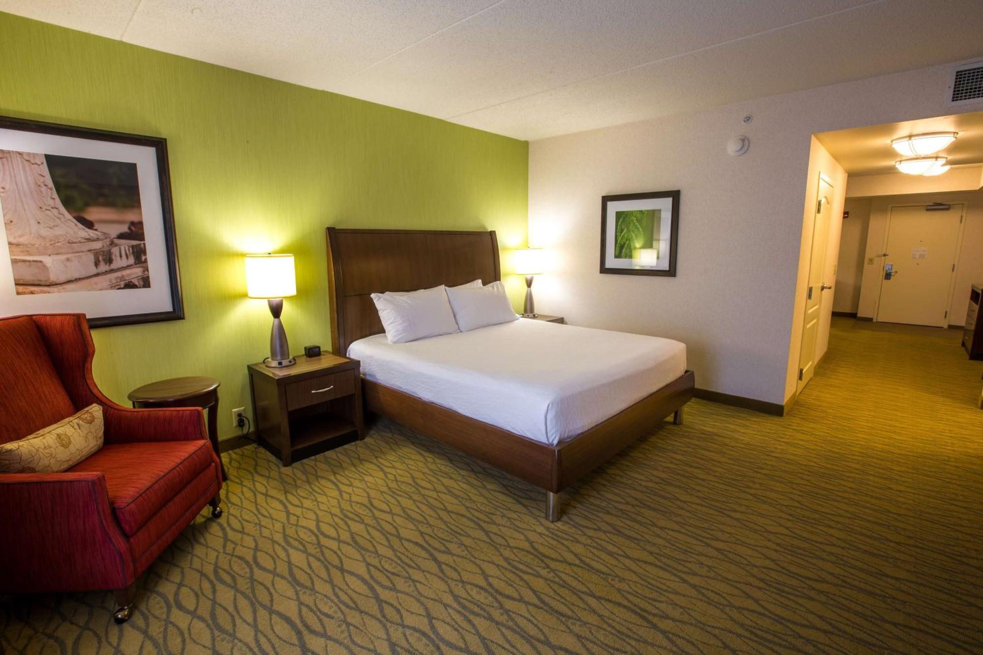 Hilton Garden Inn סטייט קולג' מראה חיצוני תמונה